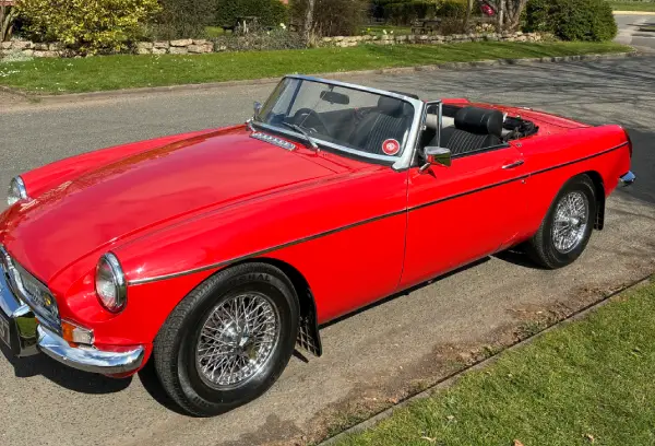 MG B Roadster
