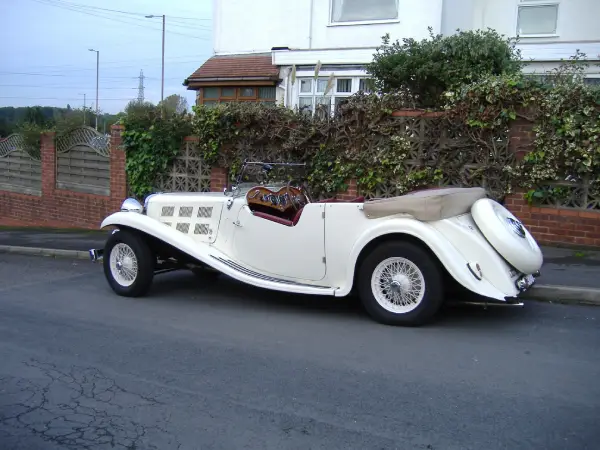 Triumph 2 ltr Gloria Vitesse Tourer