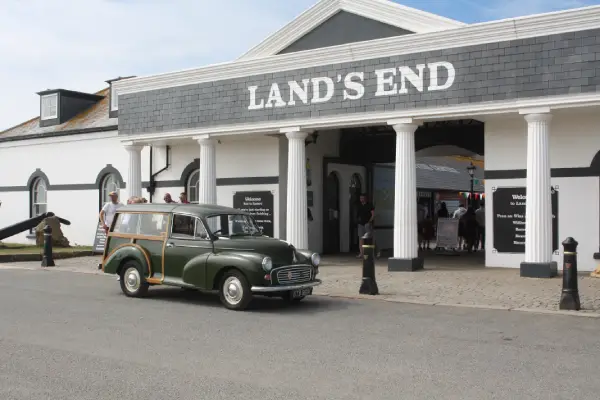 Morris Minor Traveller