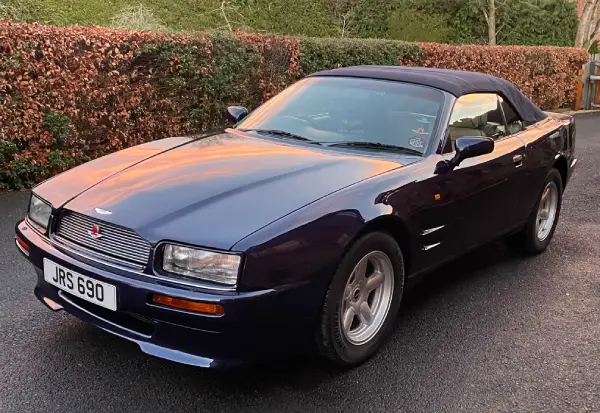 Aston Martin V8 Virage Volante